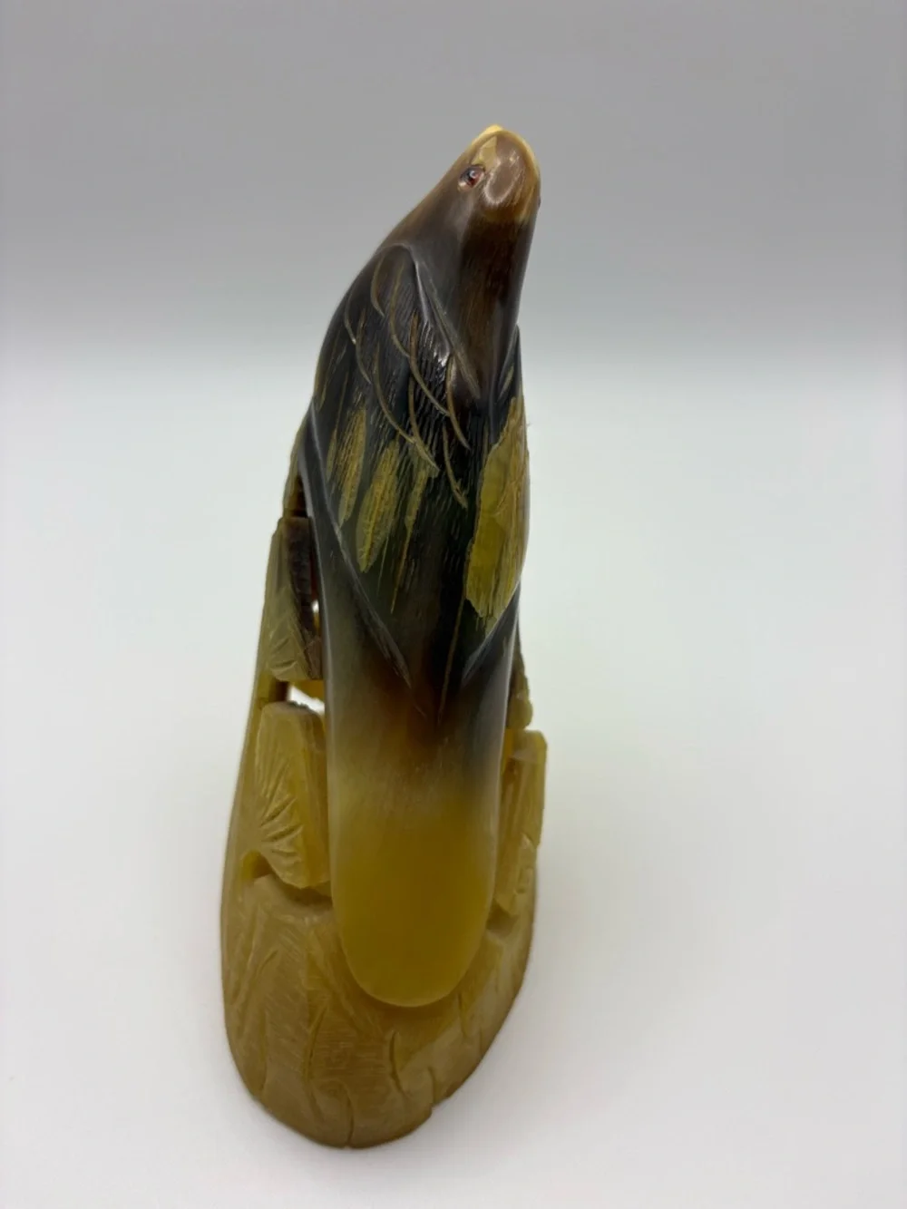 Vintage Hand-Carved Buffalo Horn Bird Figurine Mid Century Era Songbird Decor